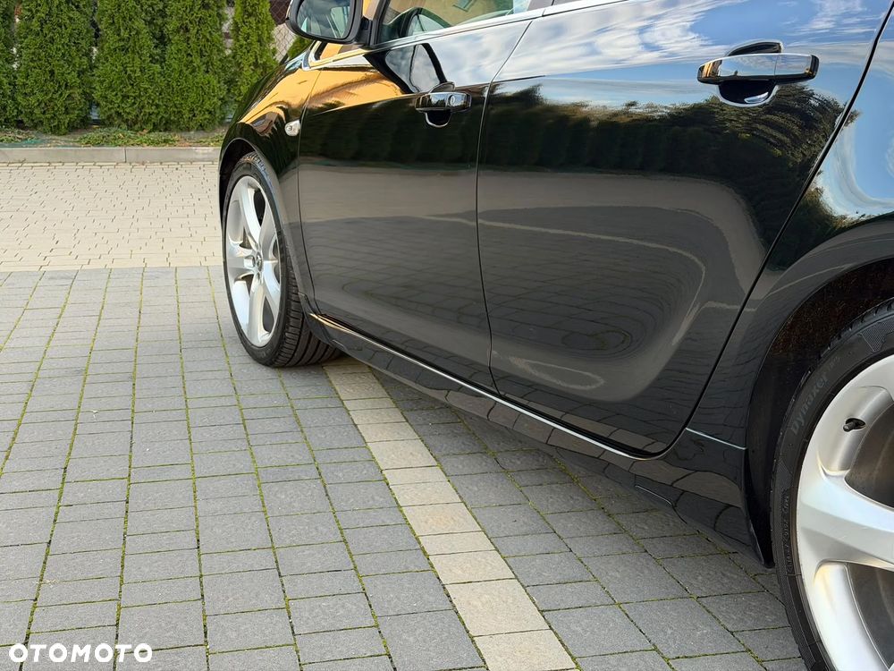 Opel Astra 1.6 Turbo Sport - 27