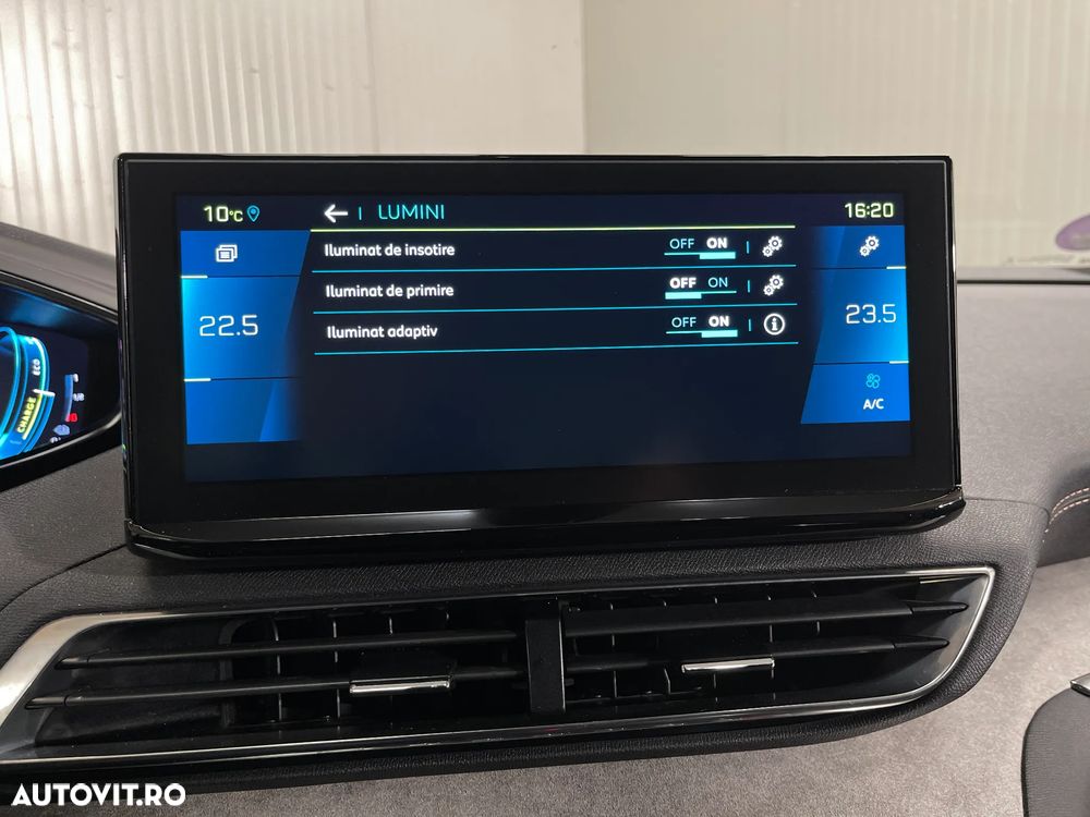 Peugeot 3008 225 e-EAT8 GT - 22