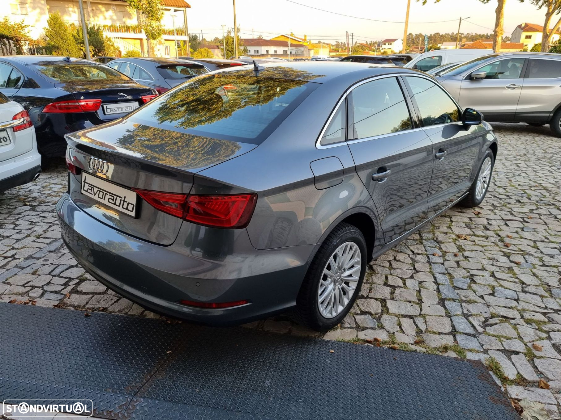 Audi A3 Limousine 1.6 TDI Attraction Ultra - 7