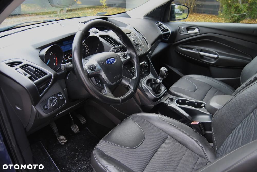 Ford Kuga 2.0 TDCi 4x4 Titanium - 5