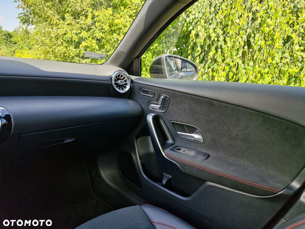 Mercedes-Benz Klasa A 250 E AMG Line 8G-DCT - 21