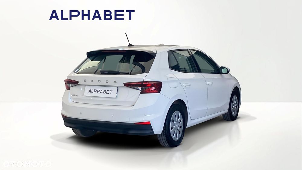 Skoda Fabia 1.0 Essence - 5