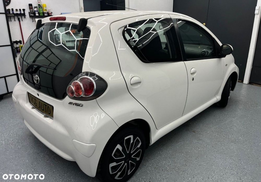 Toyota Aygo - 18