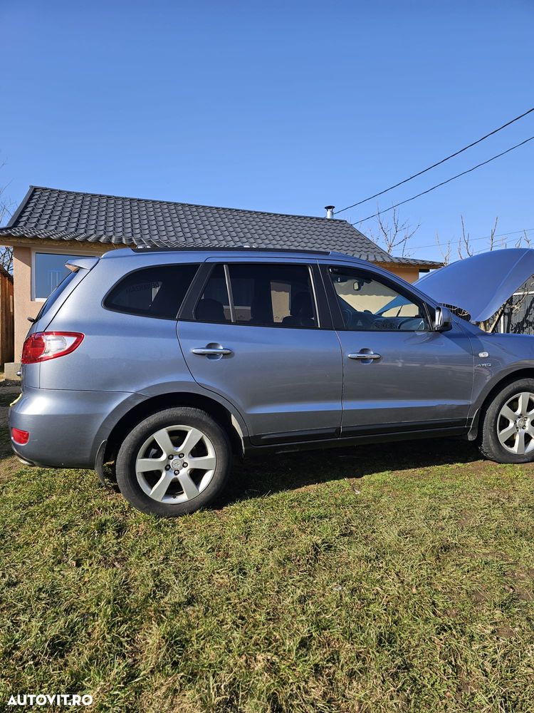 Hyundai Santa Fe - 4
