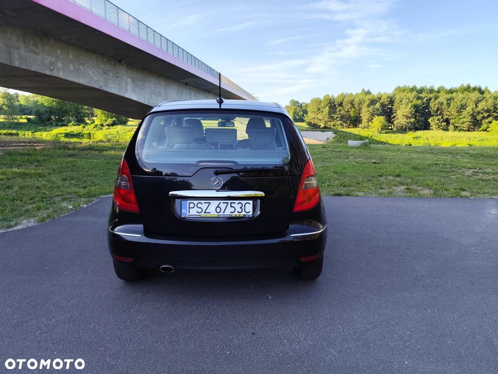 Mercedes-Benz Klasa A 170 BlueEFFICIENCY Elegance - 4