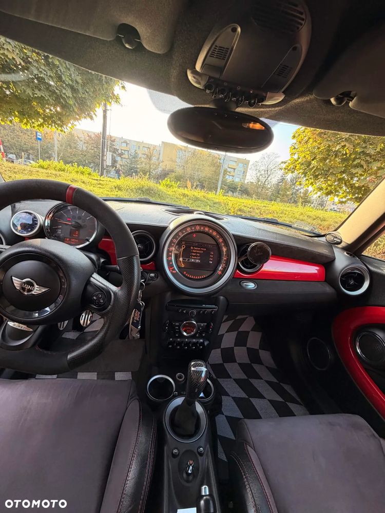 MINI Clubman Cooper JCW - 14