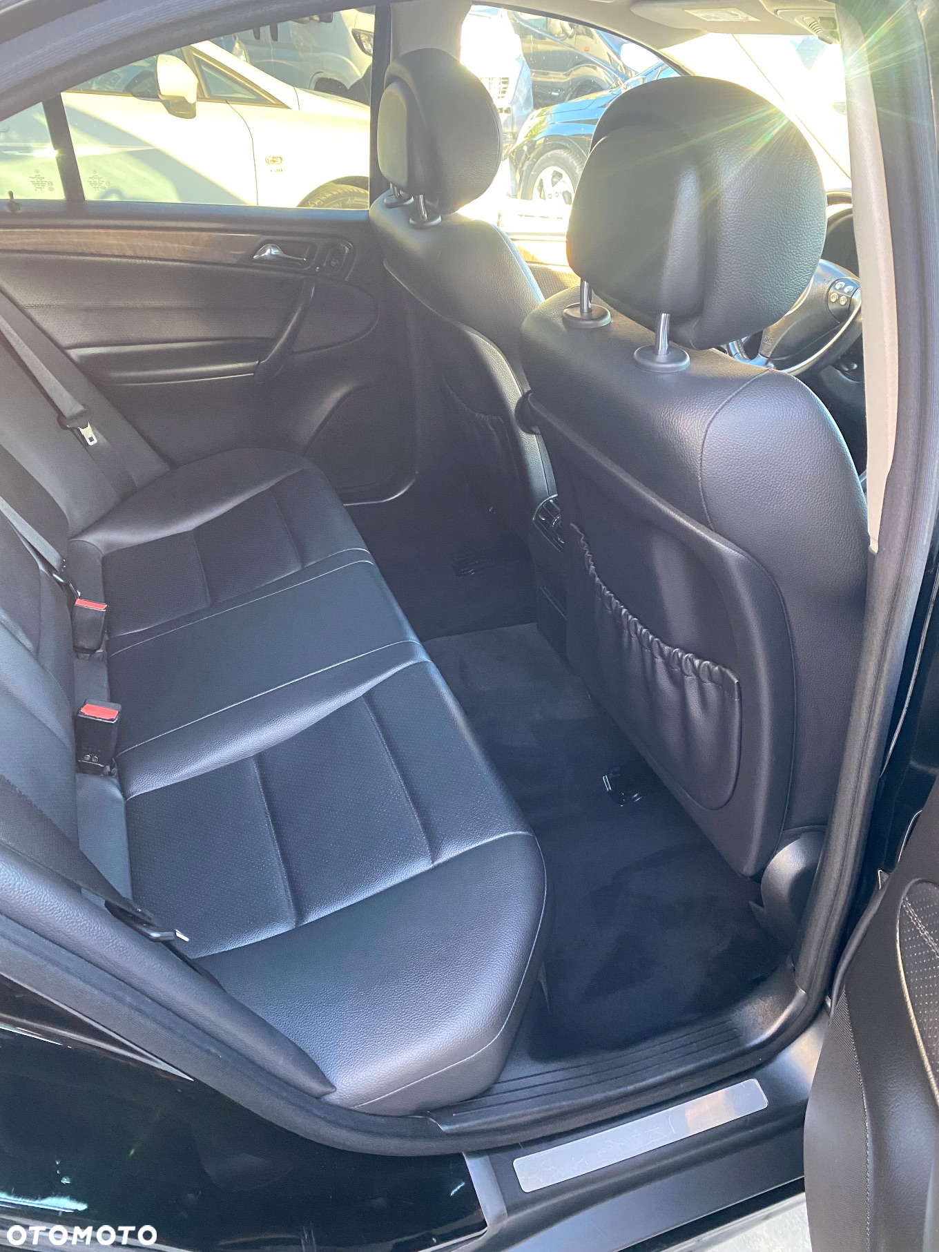 Mercedes-Benz Klasa C 230 T 7G-TRONIC Elegance Sport Edition - 25