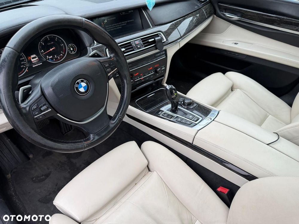 BMW Seria 7 740d xDrive Edition Exclusive - 1