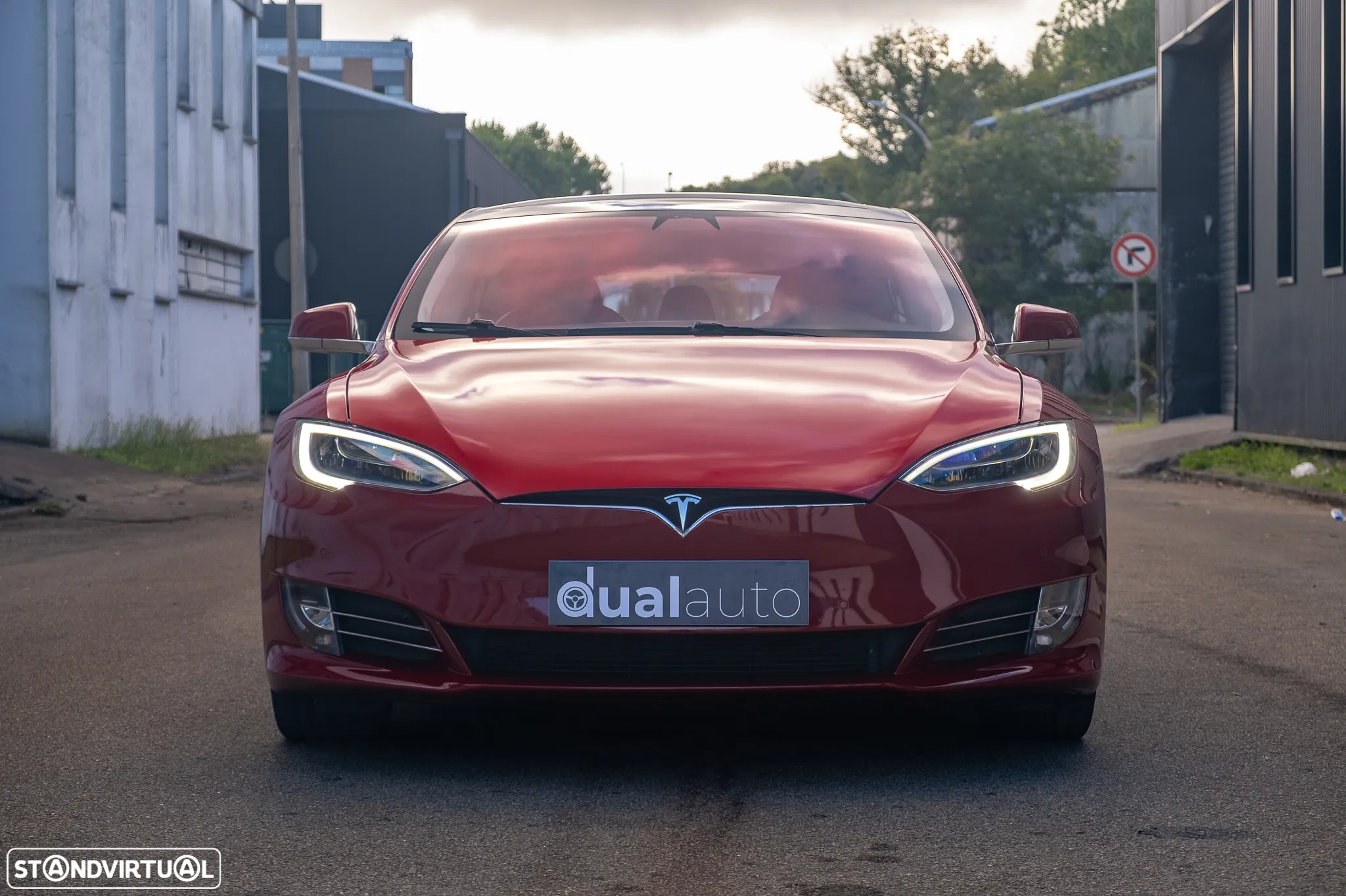 Tesla Model S 100D - 11