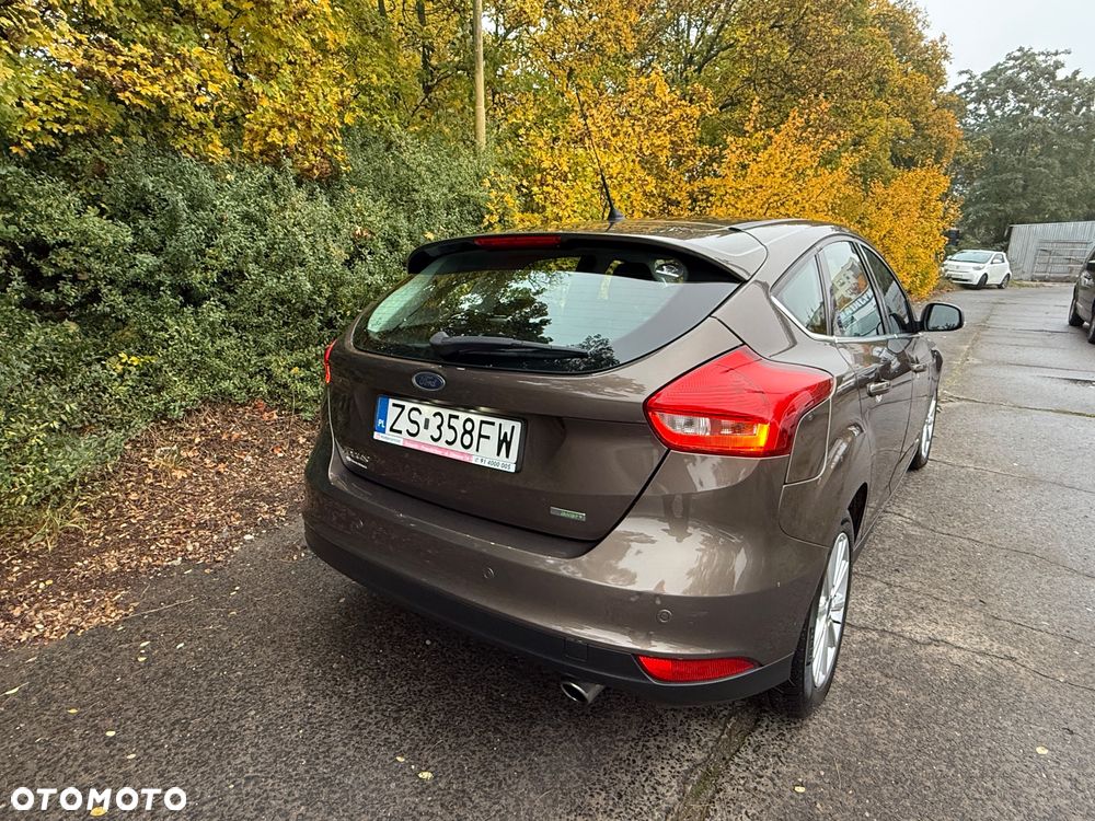 Ford Focus 1.5 EcoBoost Titanium ASS - 5