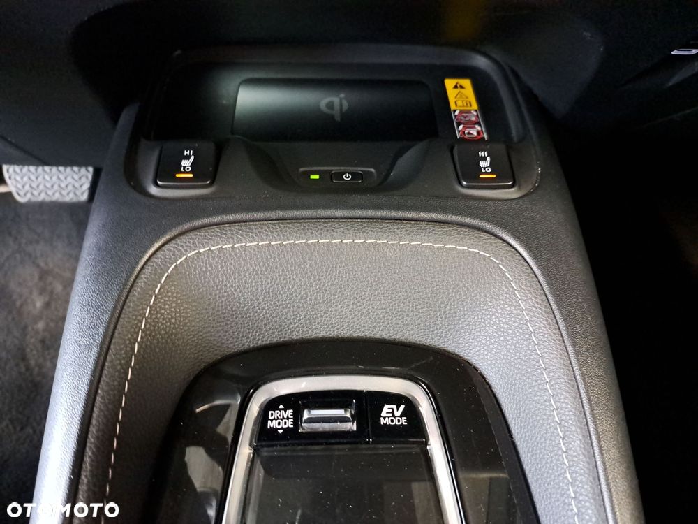 Toyota Corolla 1.8 Hybrid Style - 27