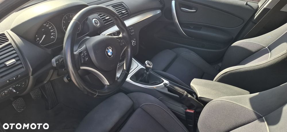 BMW Seria 1 - 8