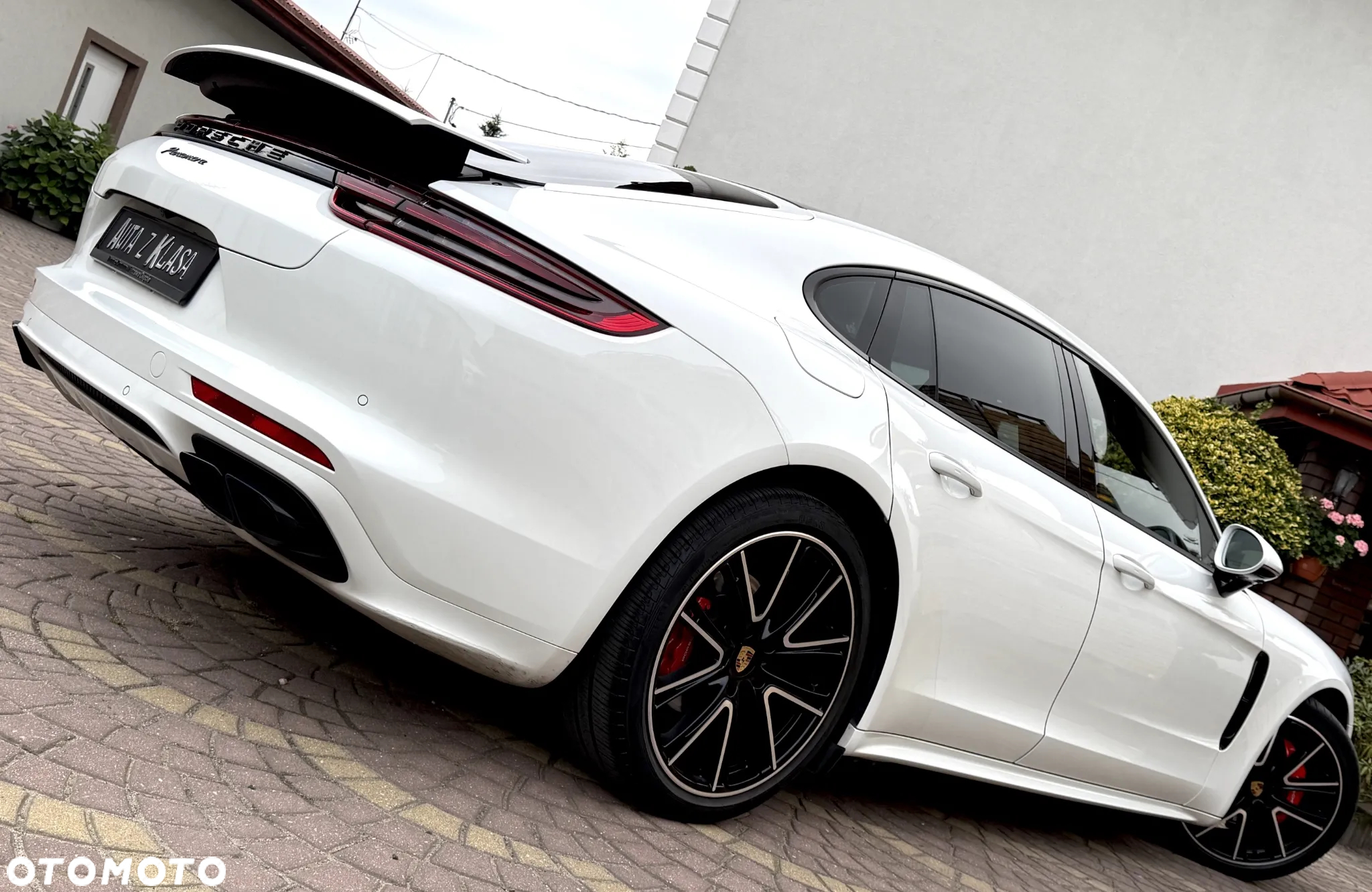 Porsche Panamera 4S Executive - 6