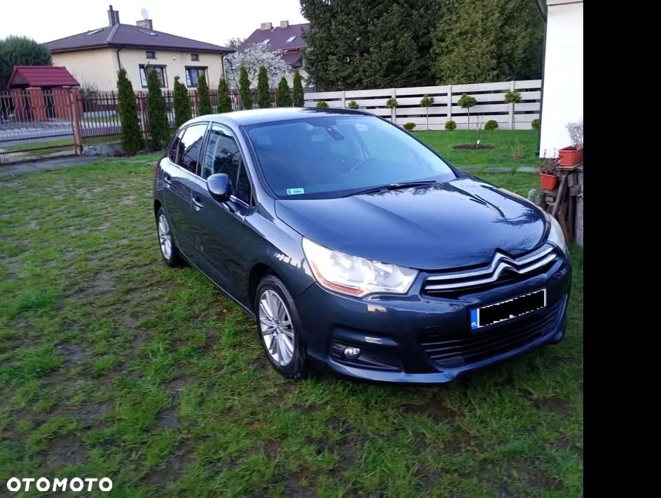 Citroën C4 1.6 HDi Attraction - 1
