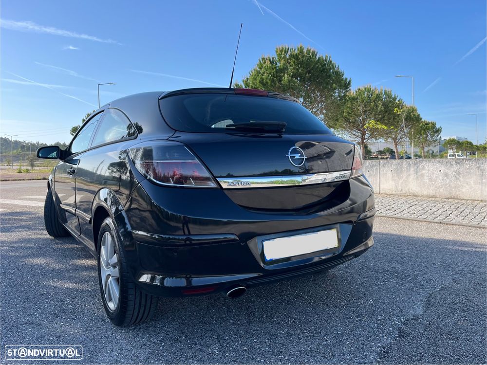 Opel Astra GTC 1.7 CDTI ecoFLEX - 2