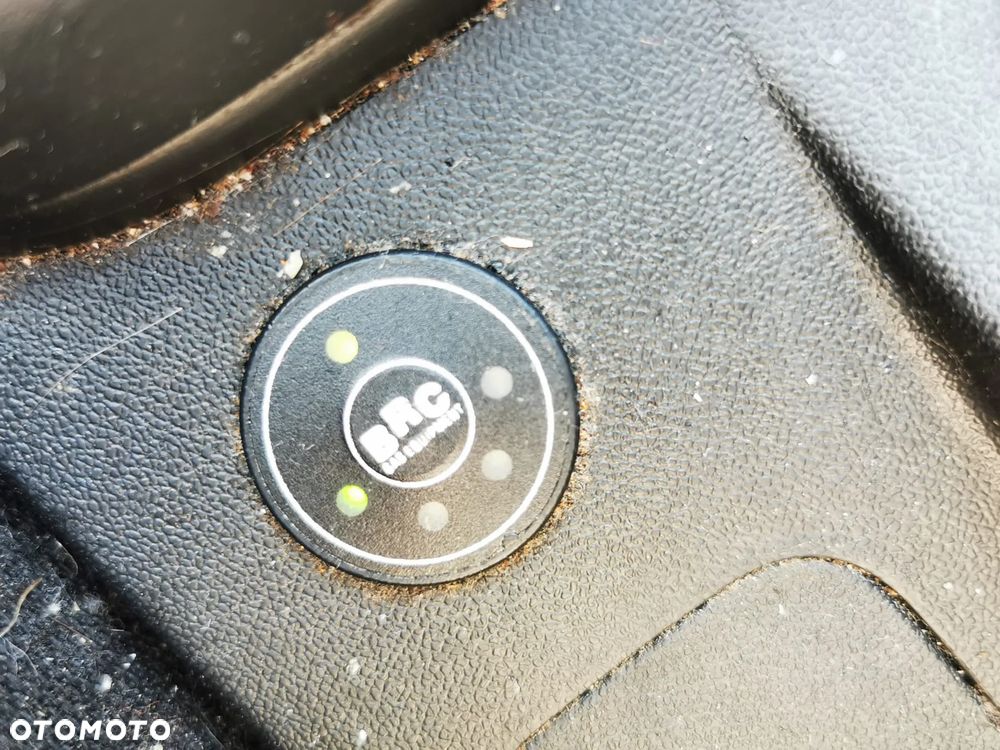 Kia Ceed 1.4 Comfort - 14