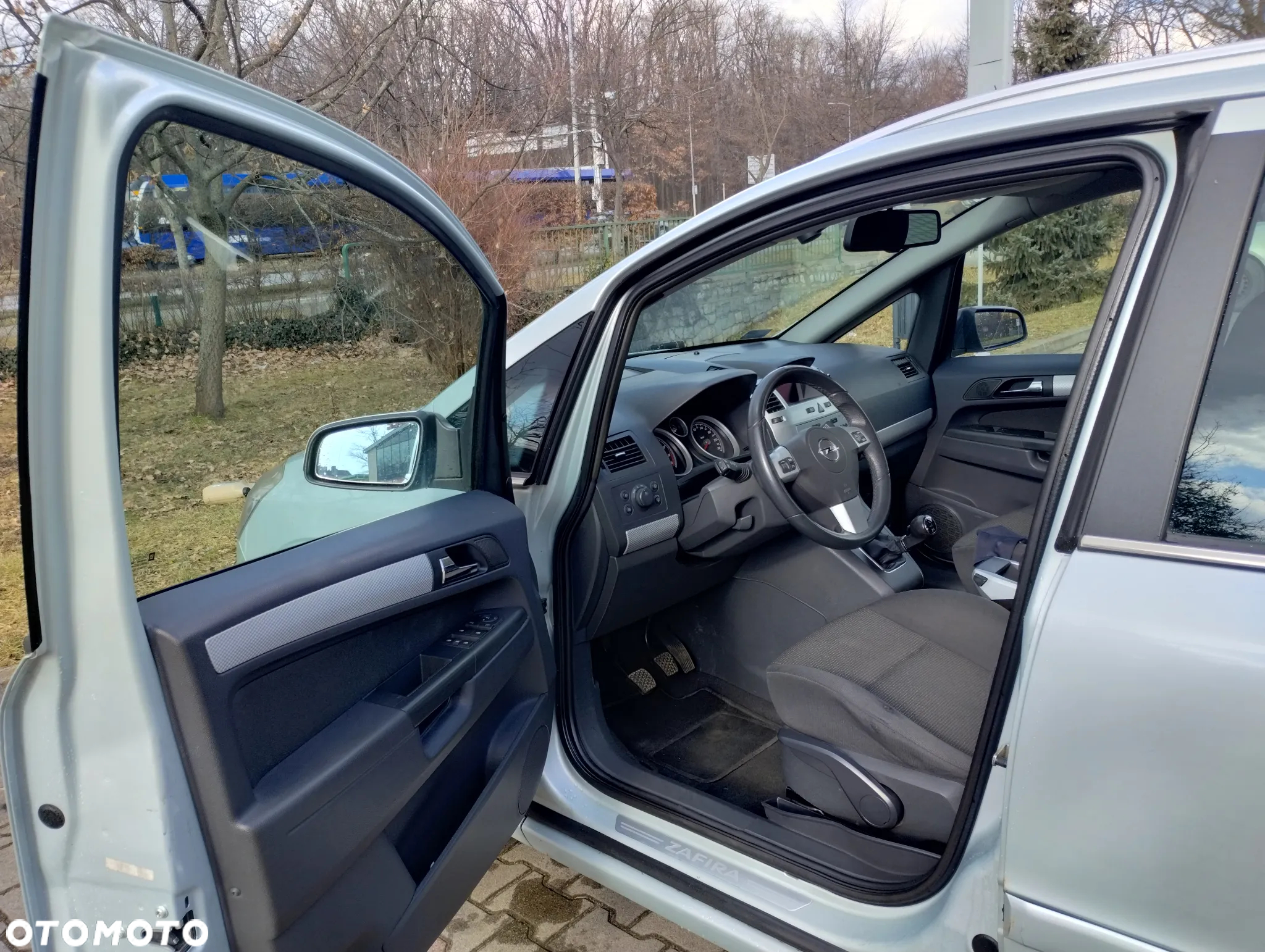 Opel Zafira 1.8 - 9