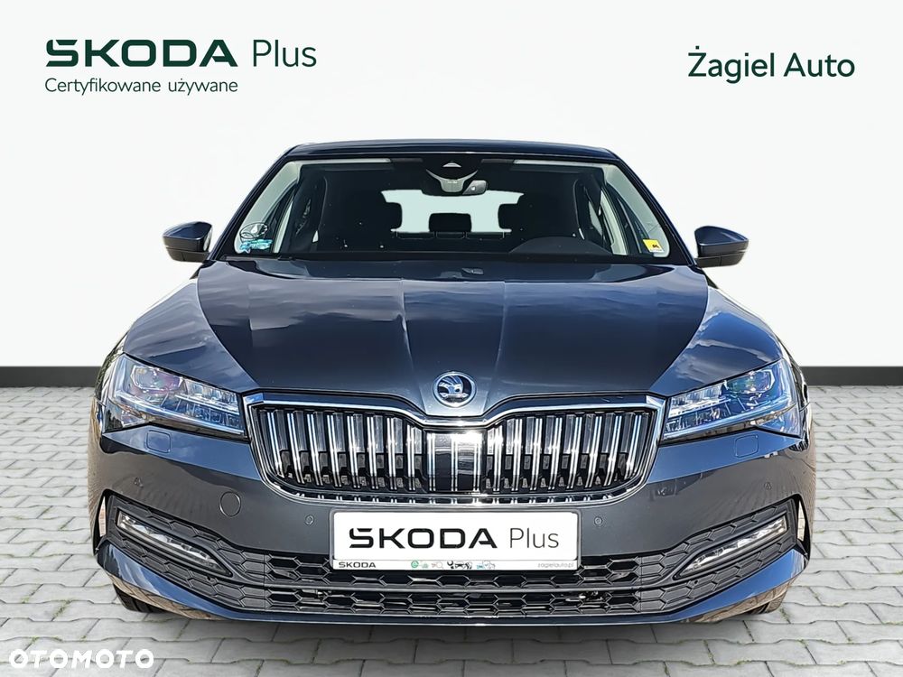 Skoda Superb 2.0 TDI Ambition DSG - 8