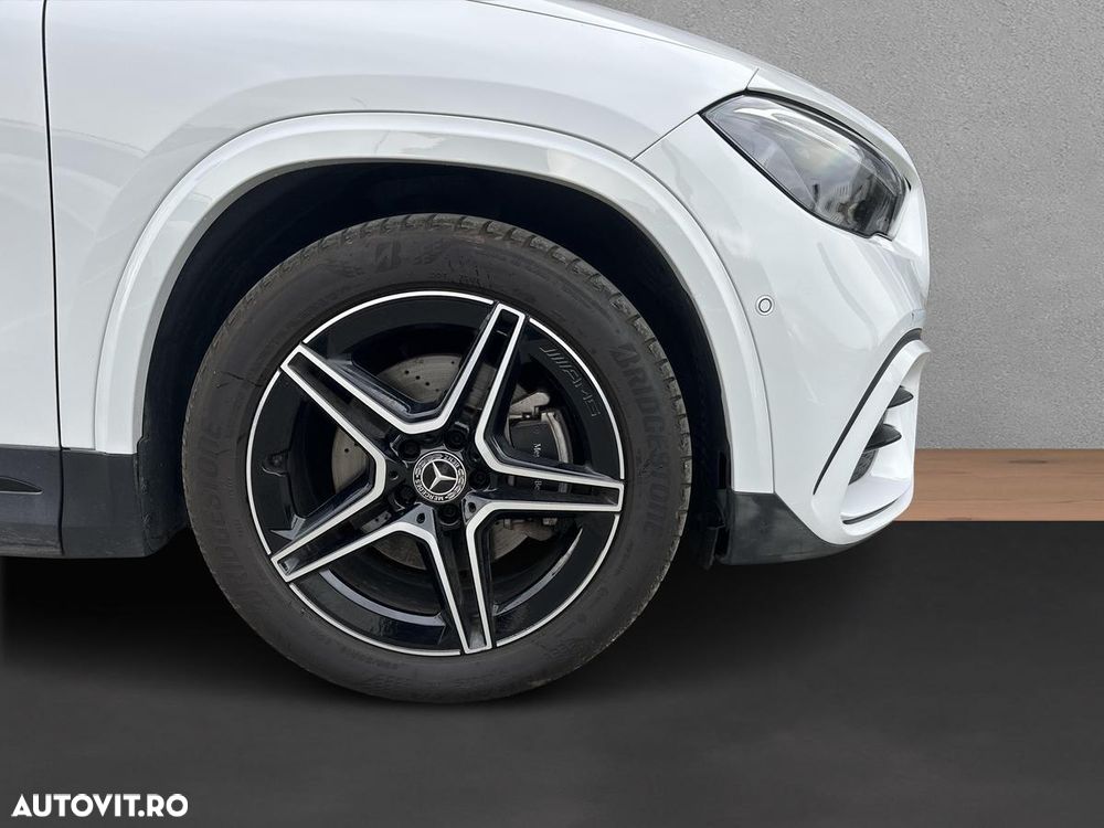 Mercedes-Benz GLA 220 4MATIC MHEV - 14