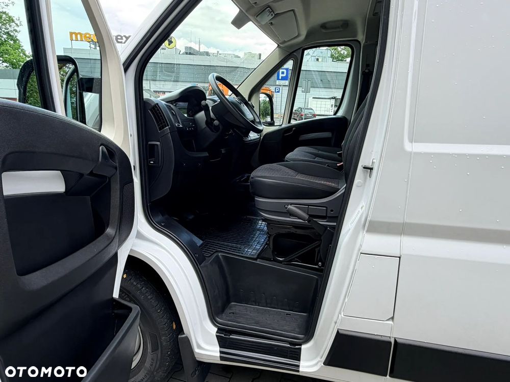 Opel Movano - 10