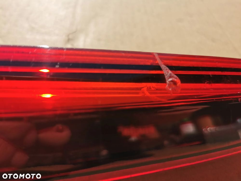 VW ID.3 ID3 Lampa lewy tył tylna lewa w zderzak lampka odblask - 4