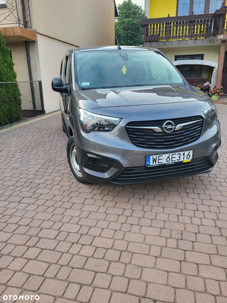 Opel COMBO - 1