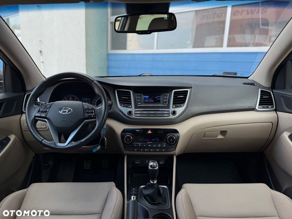 Hyundai Tucson 2.0 CRDI BlueDrive Comfort 2WD - 12