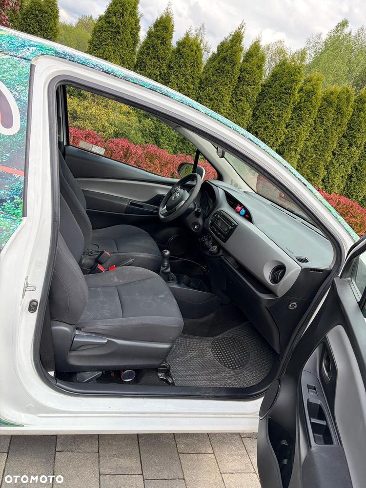 Toyota YARİS - 17