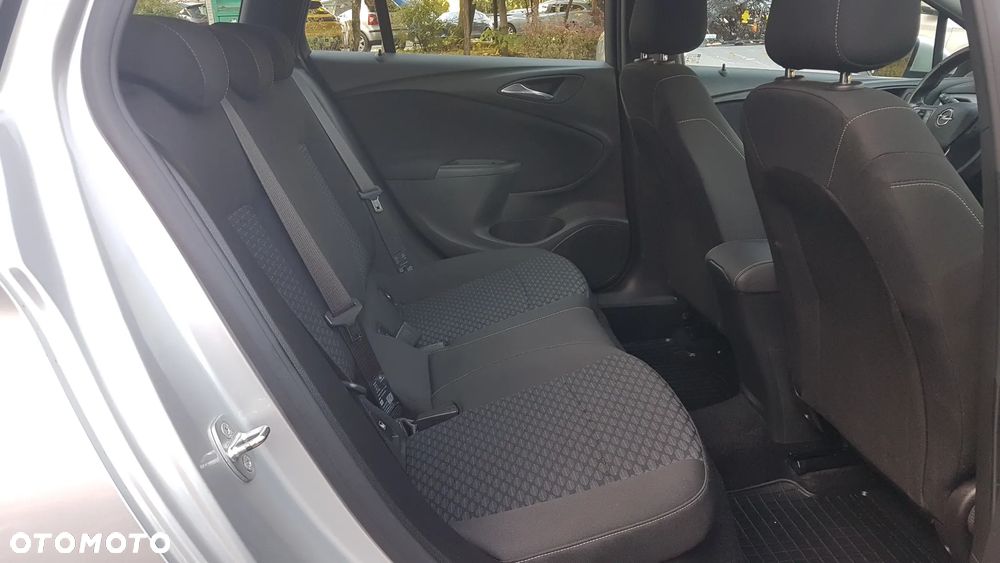 Opel Astra V 1.4 T Enjoy - 6