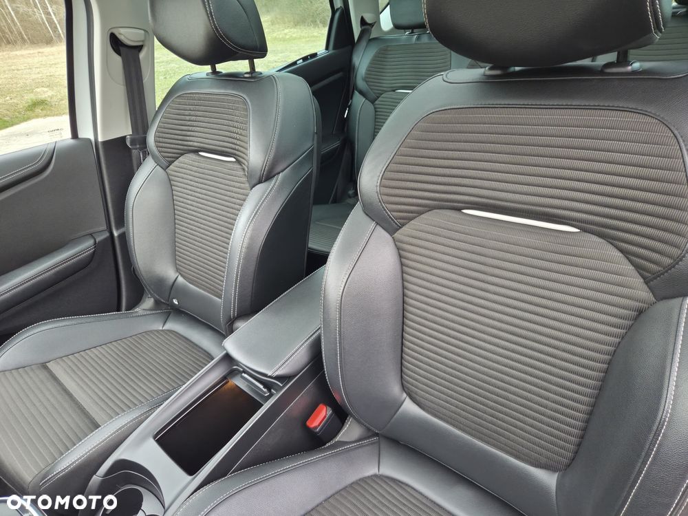 Renault Scenic BLUE dCi 120 EDC BUSINESS EDITION - 14