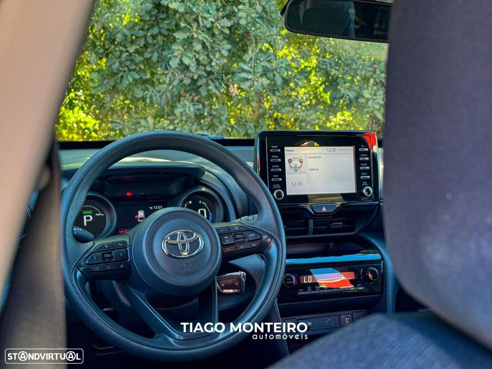 Toyota Yaris Cross 1.5 Hybrid Comfort Plus - 31