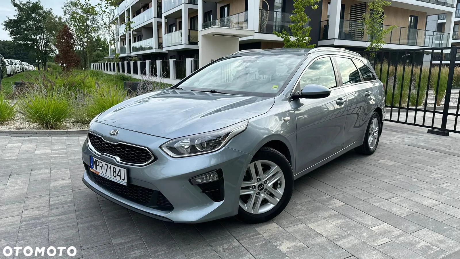 Kia Ceed 1.6 CRDi SCR M - 1
