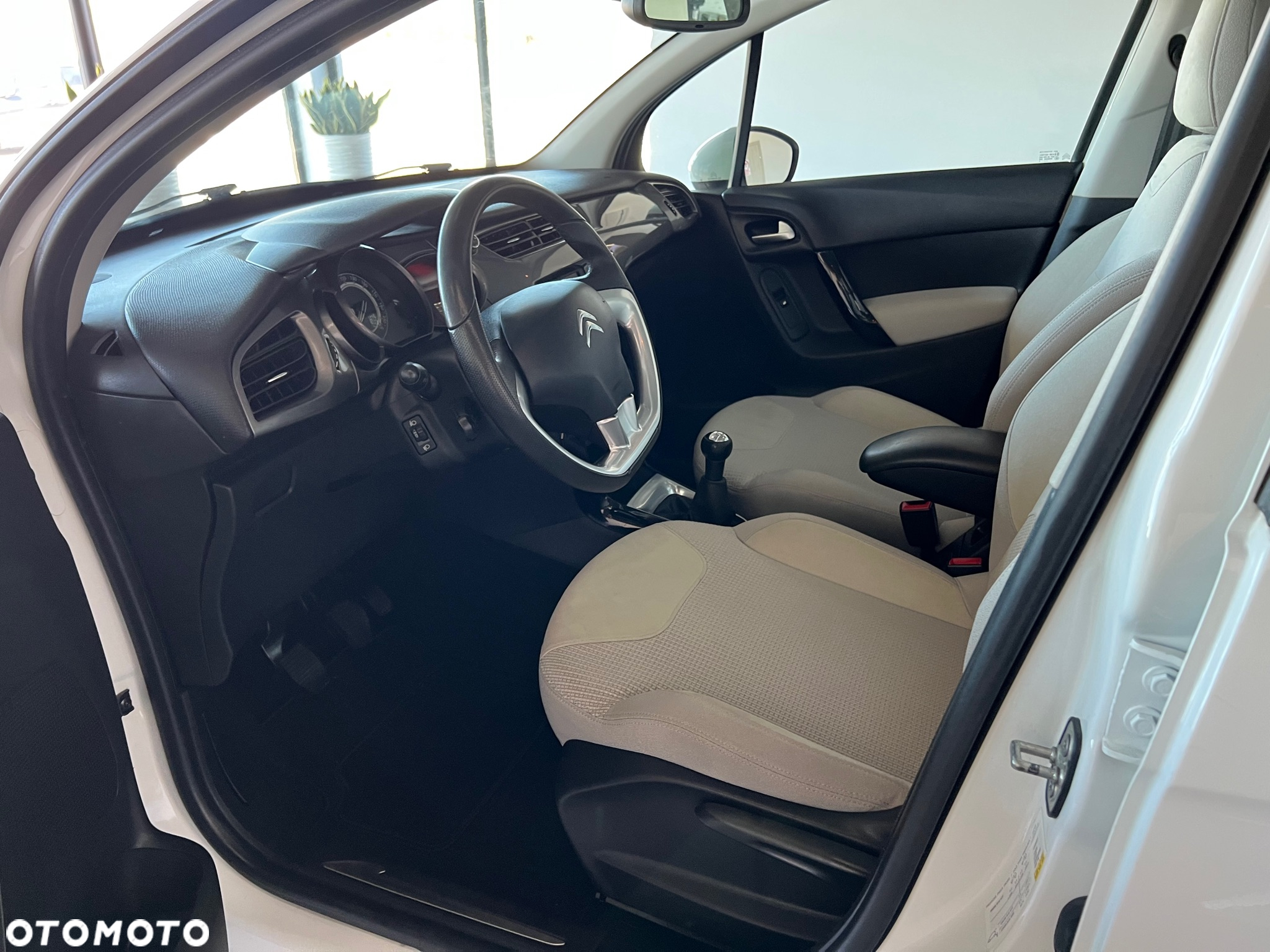Citroën C3 1.2 VTi Exclusive - 10