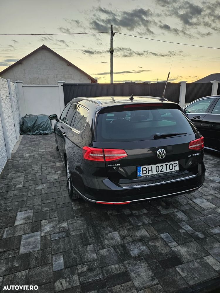 Volkswagen Passat Variant 2.0 TDI DSG Comfortline - 4