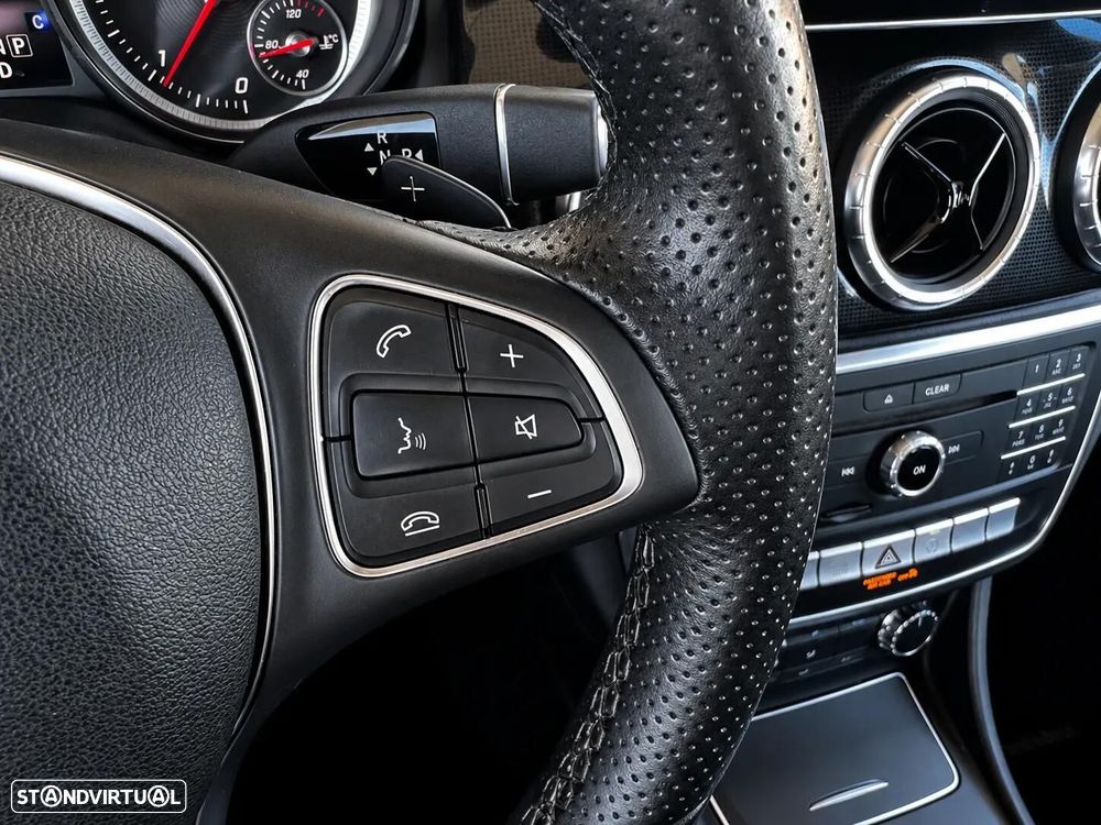 Mercedes-Benz CLA 180 d 7G-DCT - 13