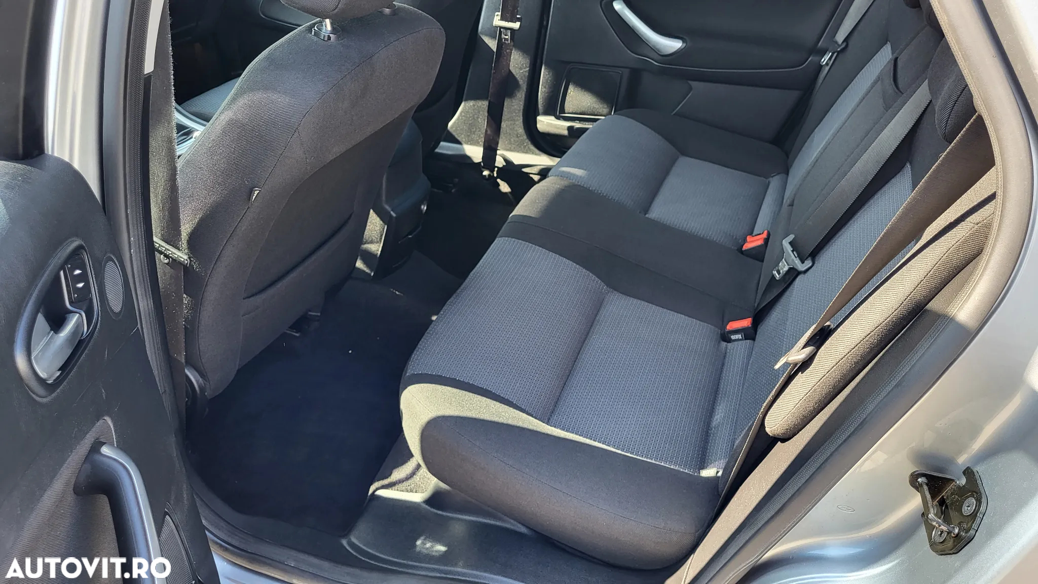 Ford Mondeo 1.6 Ti-VCT Titanium - 6