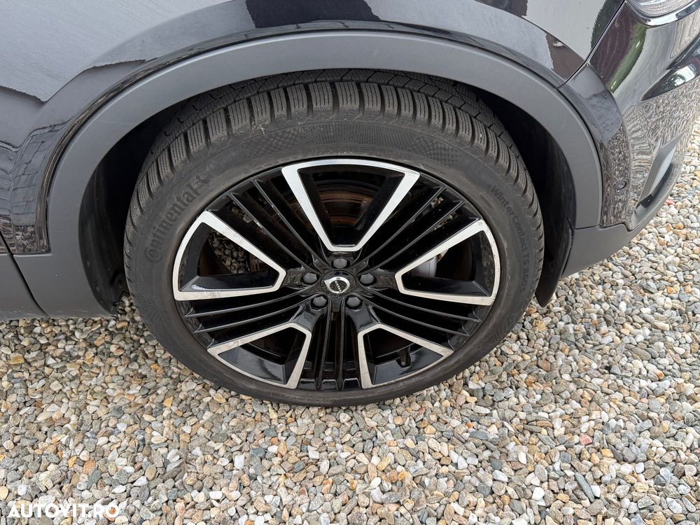Volvo XC 40 B4 AT8 AWD Mild Hybrid Inscription - 21