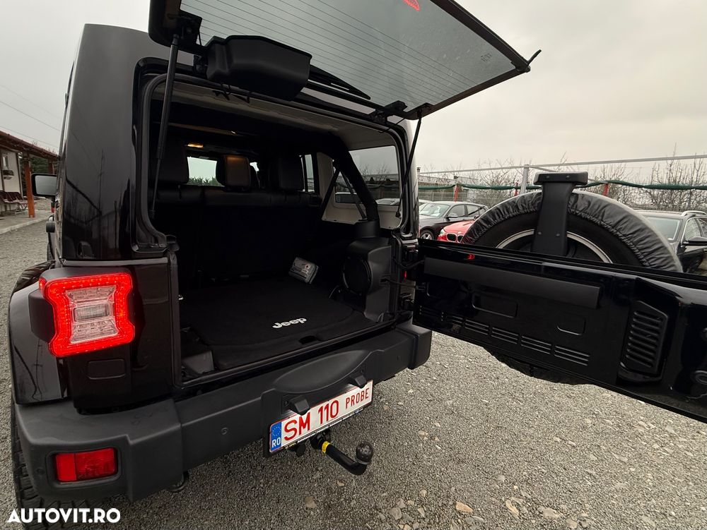 Jeep Wrangler Unlimited Hard-Top 2.8 CRD DPF Automatik Sahara - 16