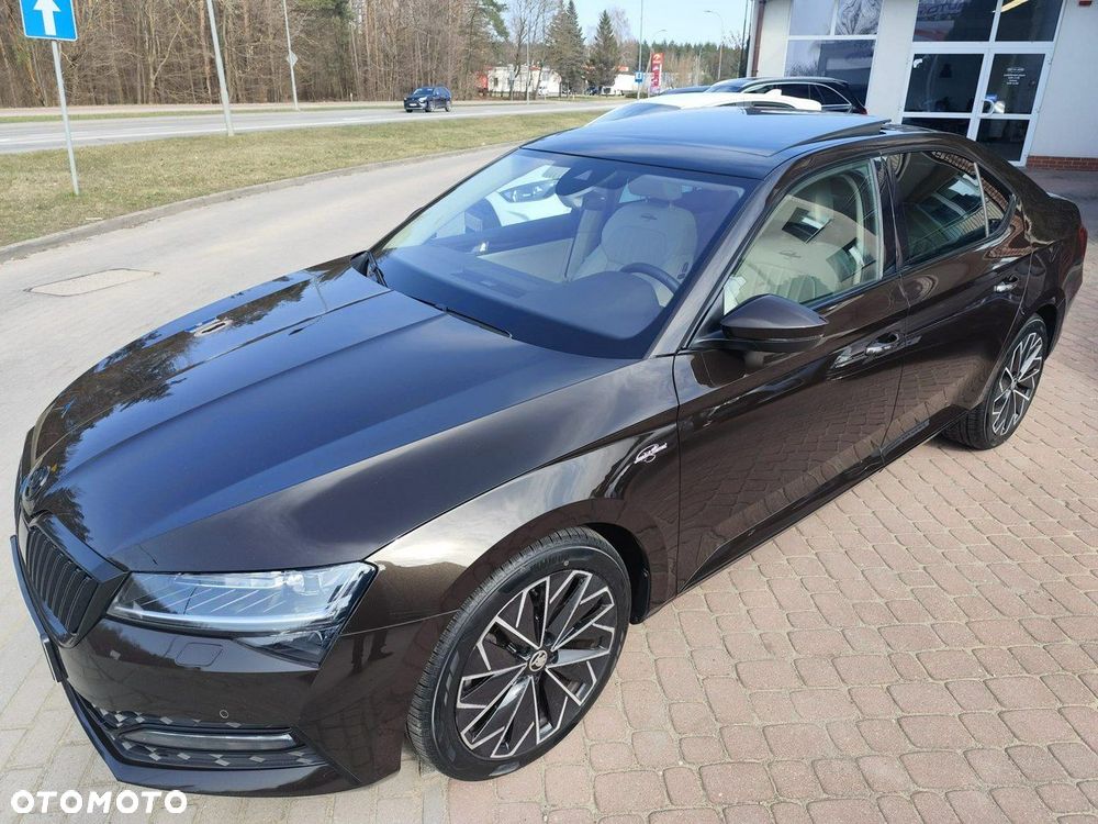 Skoda Superb 2.0 TSI 4x4 L&K DSG - 23