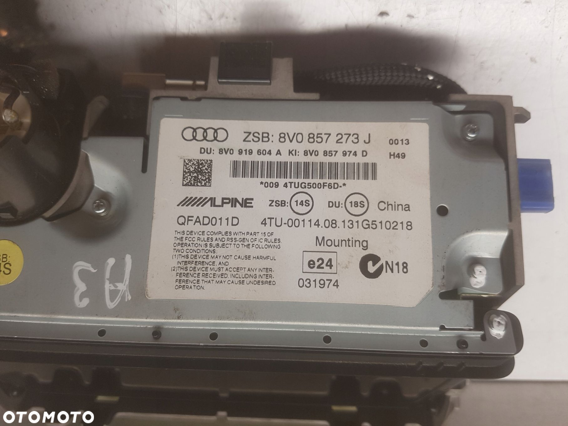 AUDI A3 8V 13r- WYŚWIETLACZ MMI 8V0857273J - 4