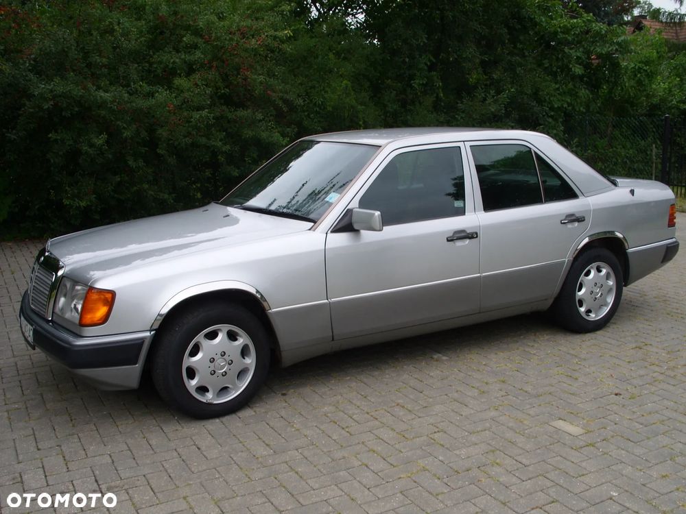 Mercedes-Benz W124 (1984-1993) - 10