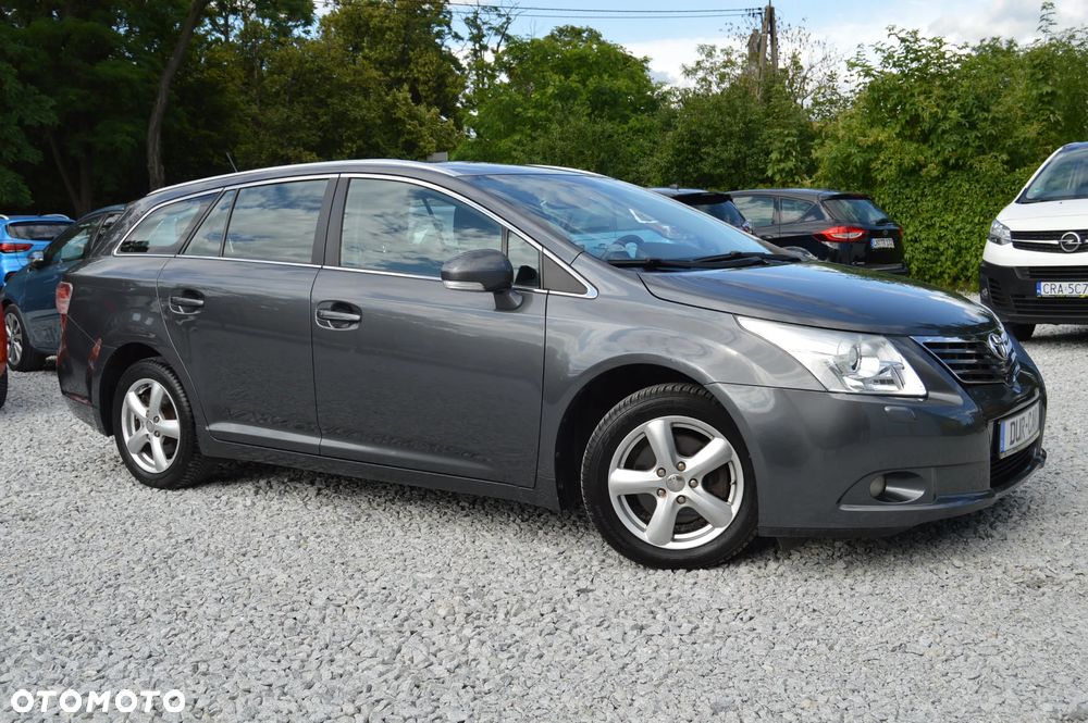 Toyota Avensis 2.0 D-4D Sol - 16