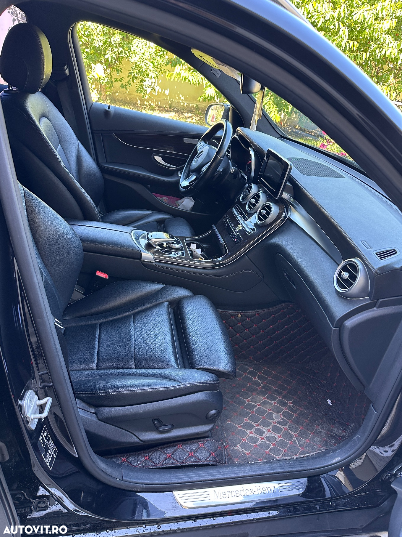Mercedes-Benz GLC 220 d 4Matic 9G-TRONIC - 13