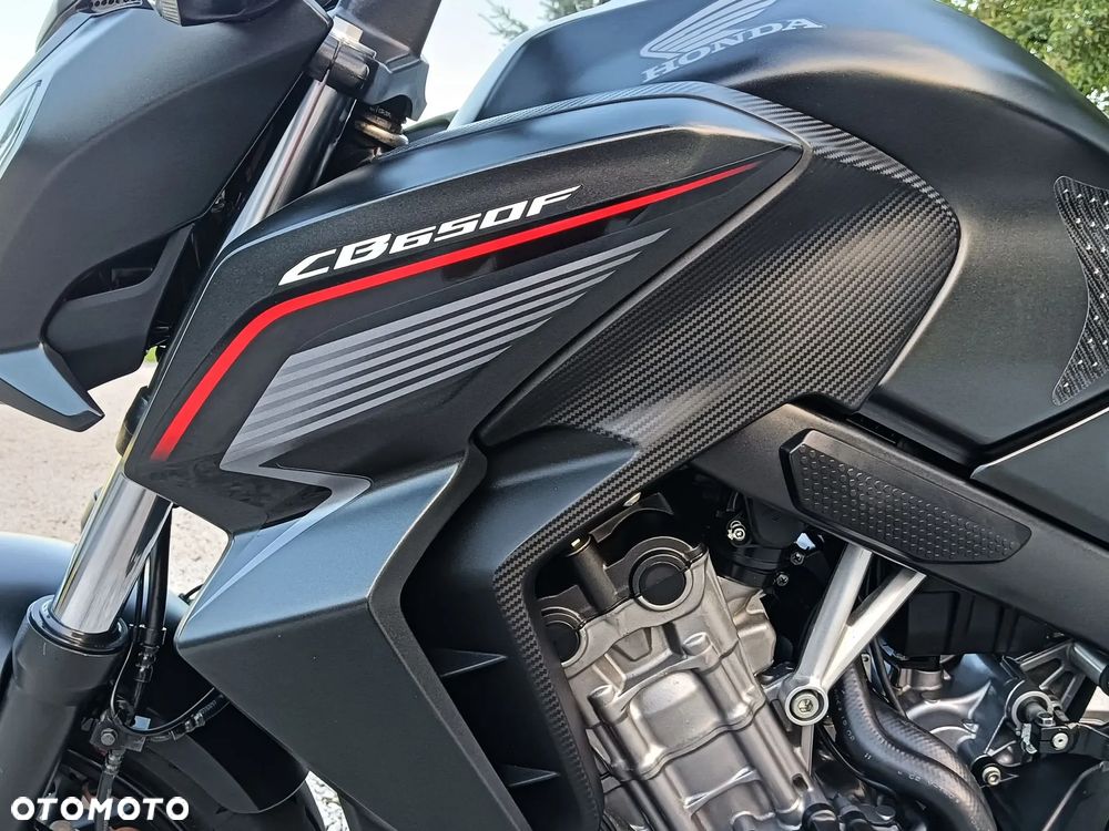 Honda CB - 18
