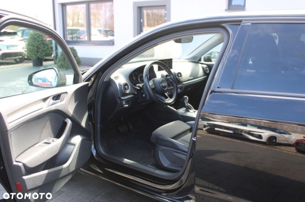 Audi A3 Sportback - 28