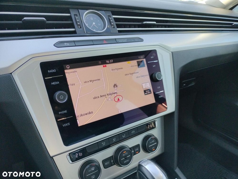 Volkswagen Passat 1.8 TSI BMT Comfortline DSG - 22