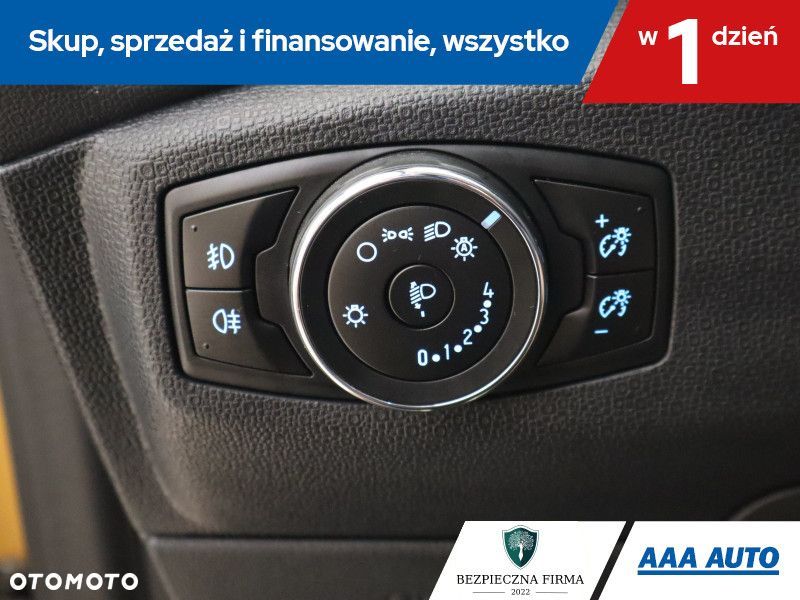 Ford EcoSport - 18
