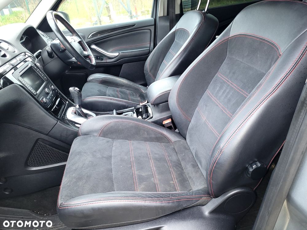 Ford S-Max - 9