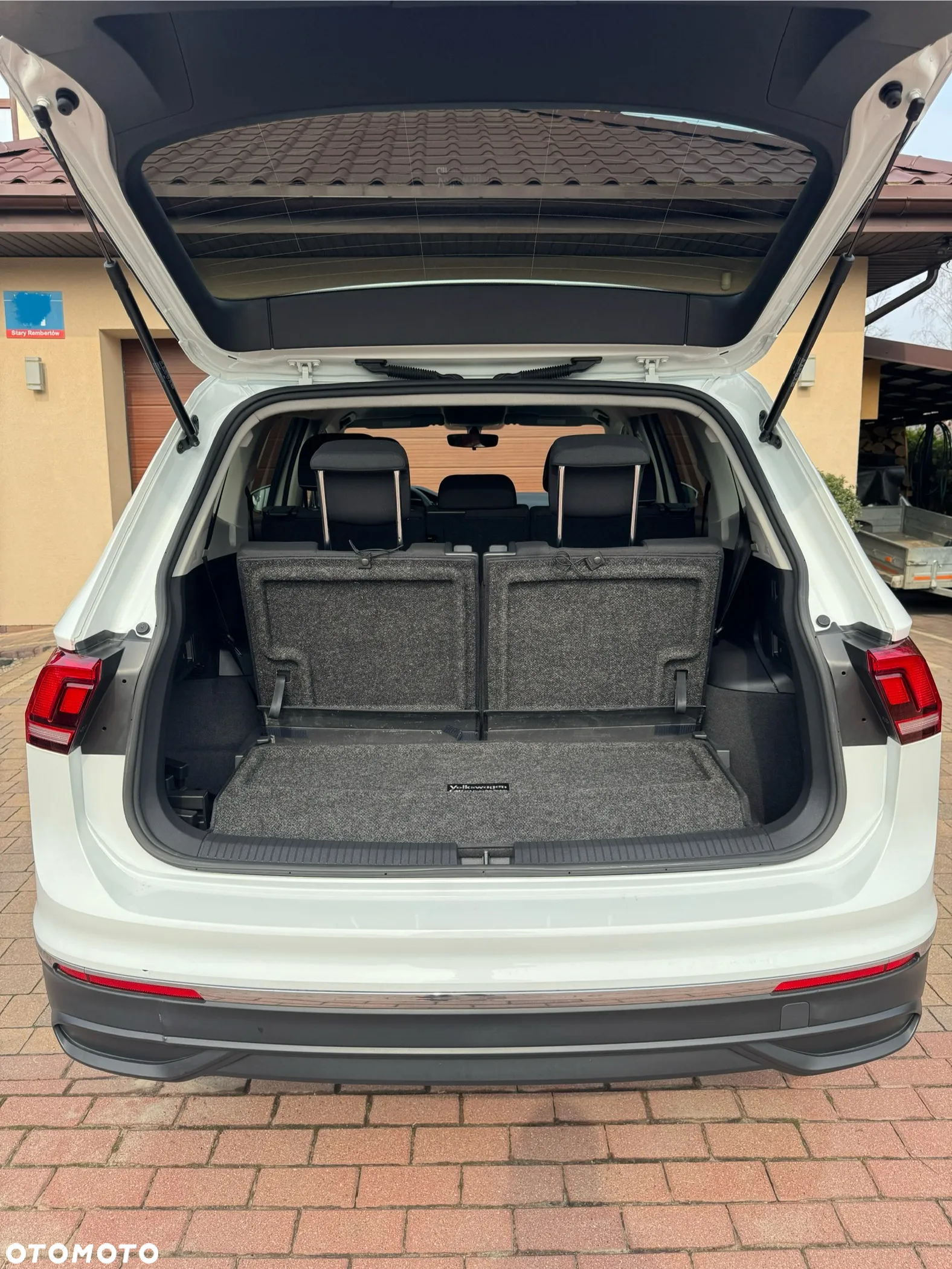 Volkswagen Tiguan - 13