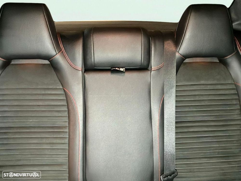 Mercedes-Benz CLA 220 - 16